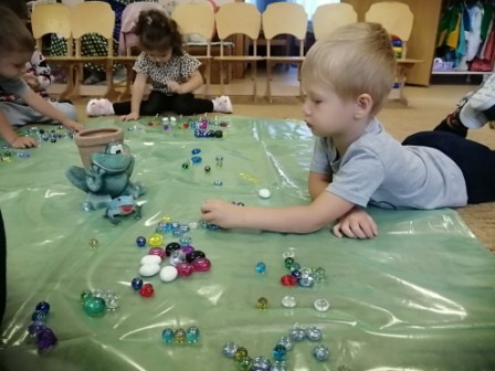 «Путешествие в волшебную страну камней»